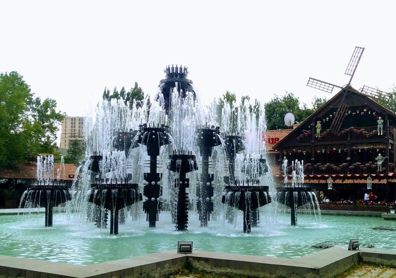 3 Room Apartment In Small Center Of เยเรวาน ภายนอก รูปภาพ